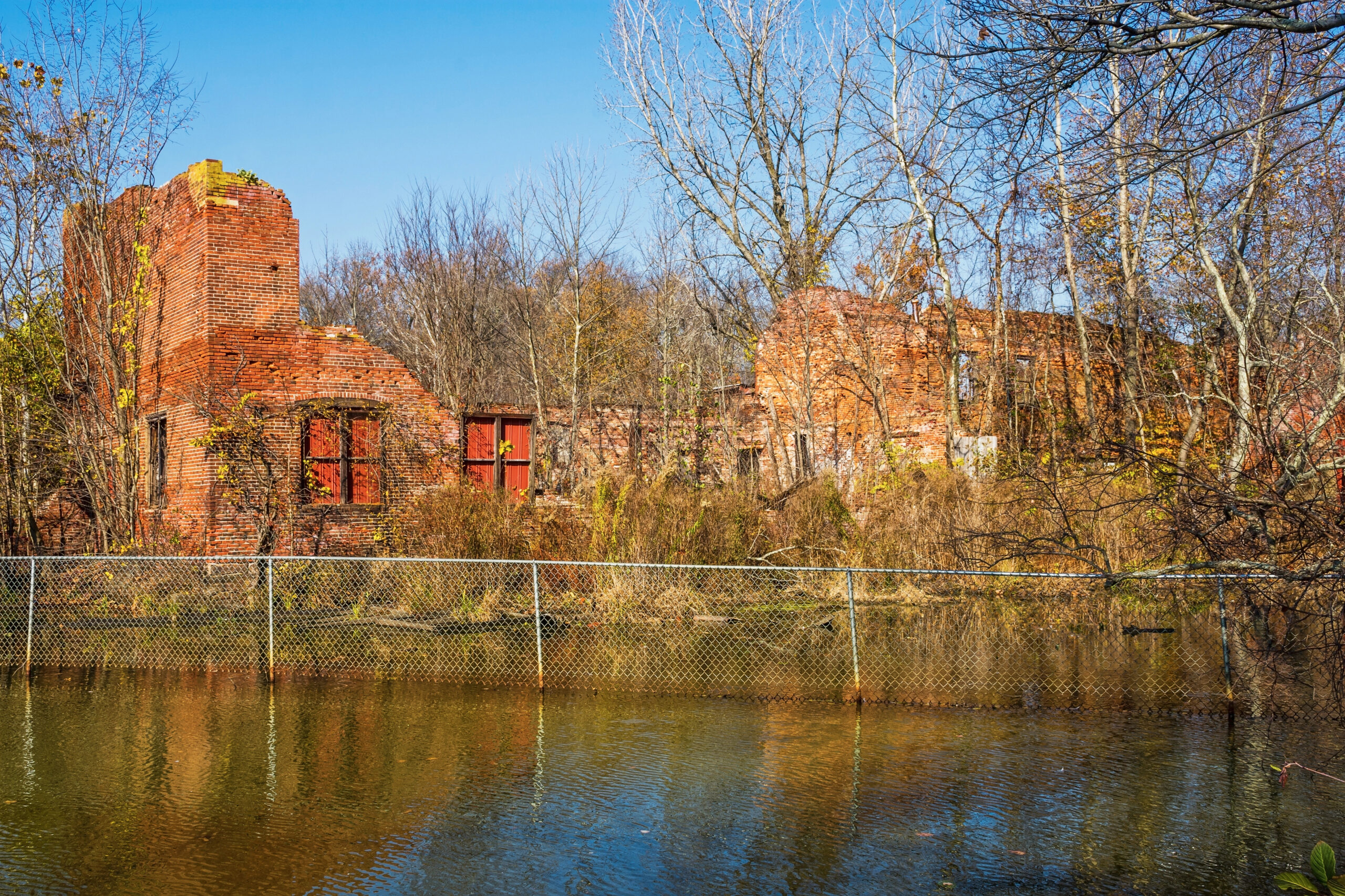 Abandoned factory buildings from Smithville